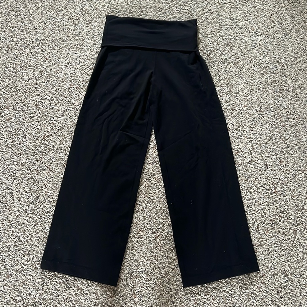 Lululemon Align Wideleg - Size 6